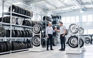 Tire and wheel retailers